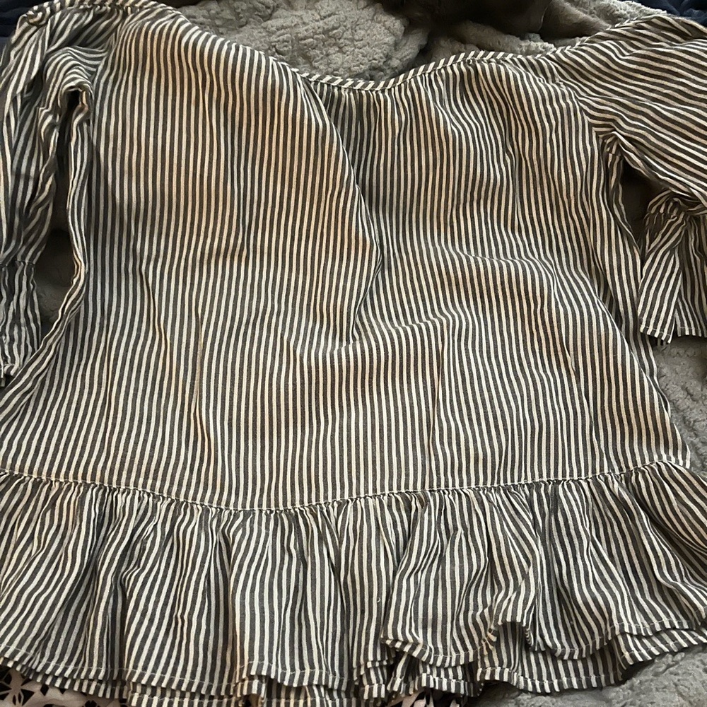 Blue white stripe top